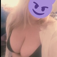 BelladonnaSkye webcam model