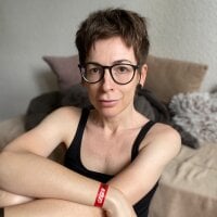 koerper-kultiviert webcam model