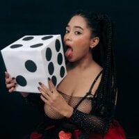 Emy_leon webcam model