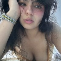 Asaray_T webcam model