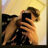 youngmaster_1213's Offline Chat Room