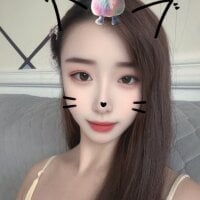202509yoyo model avatar