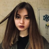 Amelie_Quinn's Offline Chat Room