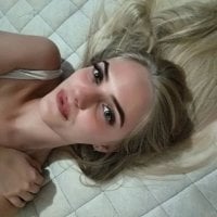 JeniferNice Adlı Modelin Çevrimdışı Sohbet Odası