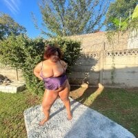 Model BBWBustyQueen