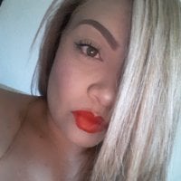 aashley_x's Offline Chat Room