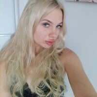SweetCherryBlonde