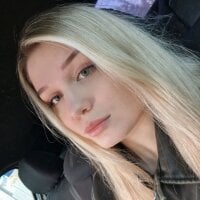 blondie_lina webcam model