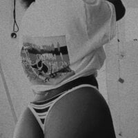 erika_lyrics webcam model