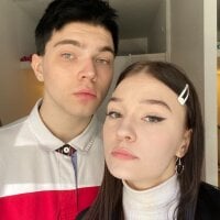 eva_liam Adlı Modelin Çevrimdışı Sohbet Odası