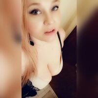 _Hella_Bella_ offline chatrum