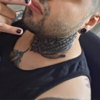 AlienBoy_XxX webcam