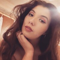 EvelynDesire fully nude on webcam for live porn video chat