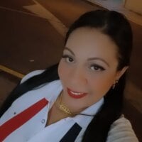 BustyRomi: δωμάτιο συνομιλίας εκτός σύνδεσης
