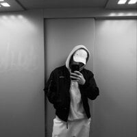 damon_rich webcam model