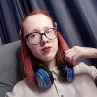 LindaHallt's Offline Chat Room