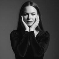 RuthCowdin webcam model