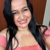 GiaNahomi's Avatar Pic