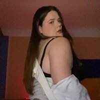 BetterMeredy fully nude on webcam for live porn video chat