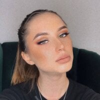 Arya_Chase_ offline chatrum