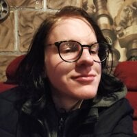 Maksik_pidoraksik's Offline Chat Room