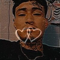 DaddyAwner23 webcam model