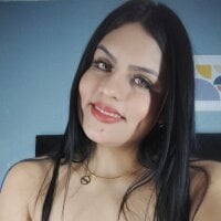 sarah_cream webcam model