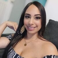 Selenakyle08 webcam model