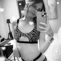 AmbeerWood_ webcam model