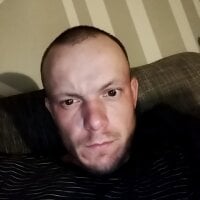 Tomslutslave96 webcam