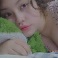 melody_medici's Offline Chat Room