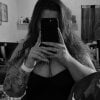 Eva_Shameless