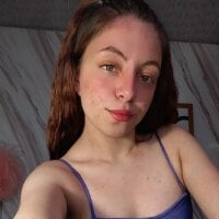 Candylove_b's Offline Chat Room