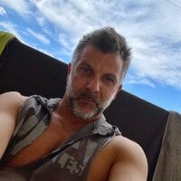 mariorealporn's Offline Chat Room