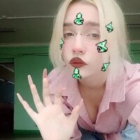 lauraMoro's Offline Chat Room