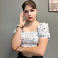 Phòng Chat Ngoại tuyến TinaDoerty