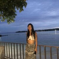 ur_asian_cassy webcam