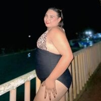 _urlovelyhot_kendra