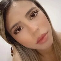 shantal_ch's Offline Chat Room