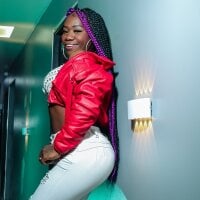 Charllotte_Brown's Avatar Pic