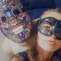 fuckingcoupleX's Offline Chat Room