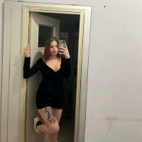 blondesexy18 webcam