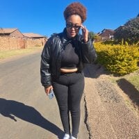 Beautympho25 model avatar