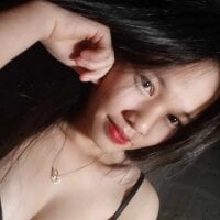 Maimi20 webcam model