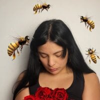 ZaraHoney webcam