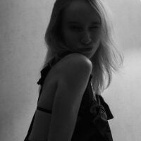 Ruth_Benson webcam model