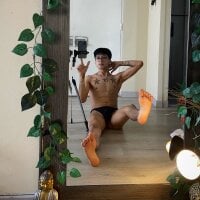 tom_Howard webcam model