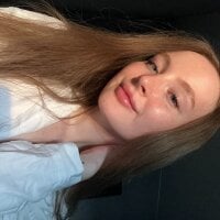 sara_joyse's Offline Chat Room