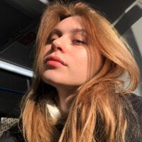 Pr1ma_Lora's Avatar Pic