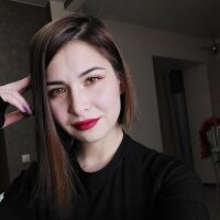 LiviaNardis' Offline Chat Room